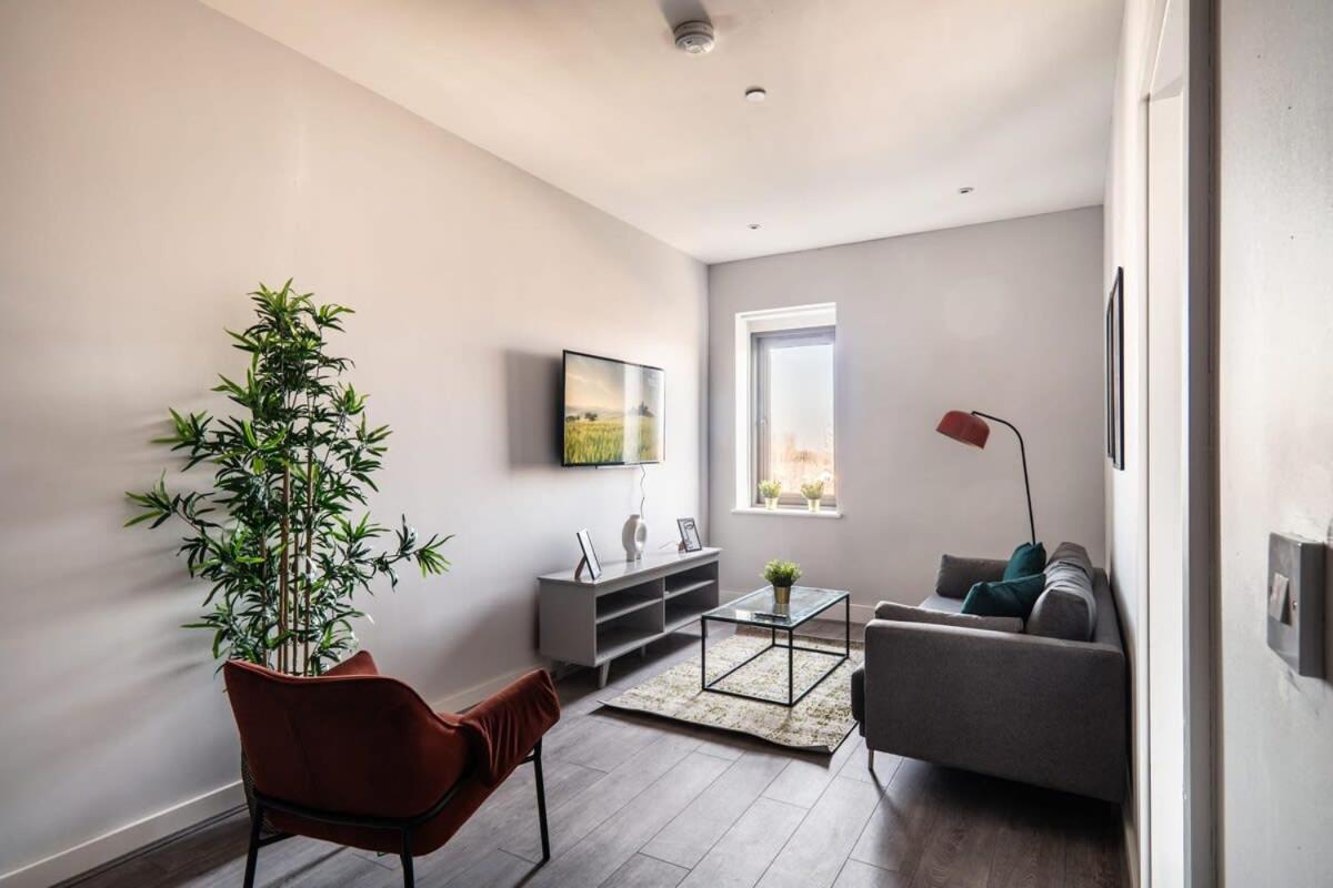 Modern & Spacious 2 Bed Apartment In Waterloo Liverpool Exterior foto